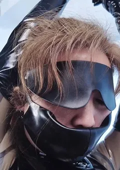 【Fetish Servant Studio】全身をテカテカに光らせながらくねるヨーヨー 【FSS-DK021】