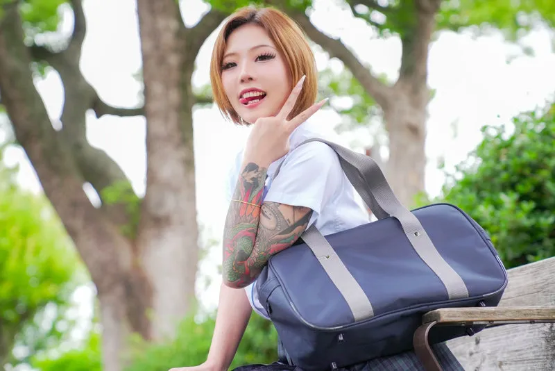 石崎なぎさ、制服姿で魅せる！最奥まで愛を充填するスレンダーボディ 石崎なぎさ