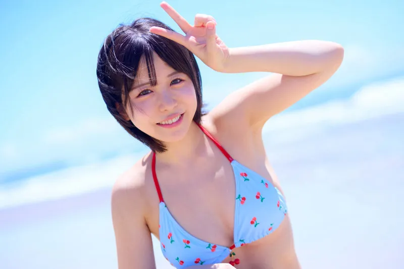 柏木こなつ、制服美少女が語る最奥愛。ハイビジョンで独占配信！ 柏木こなつ