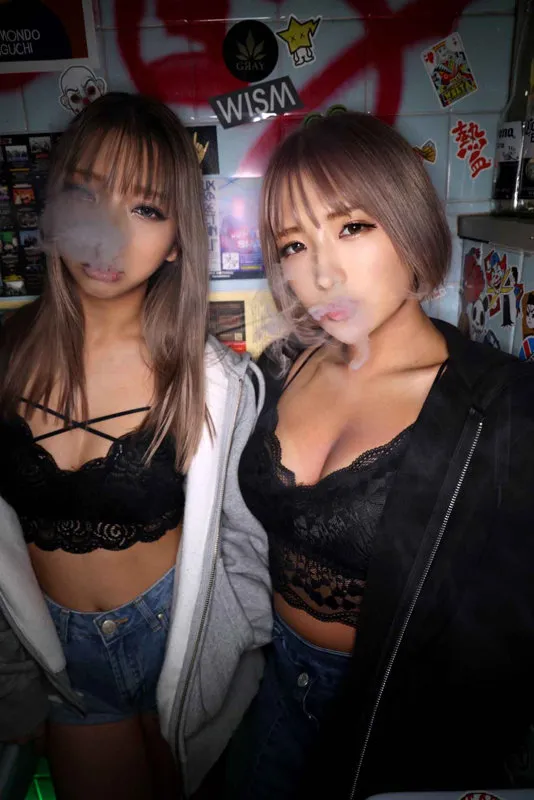 朝日奈みおと、もう一人の美女が織りなす愛の魔法！ 朝日奈みお