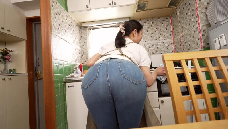 山瀬美紀の艶やかさ全開！4Kハイビジョンで味わう、至福の最奥愛と口内奉仕 山瀬美紀