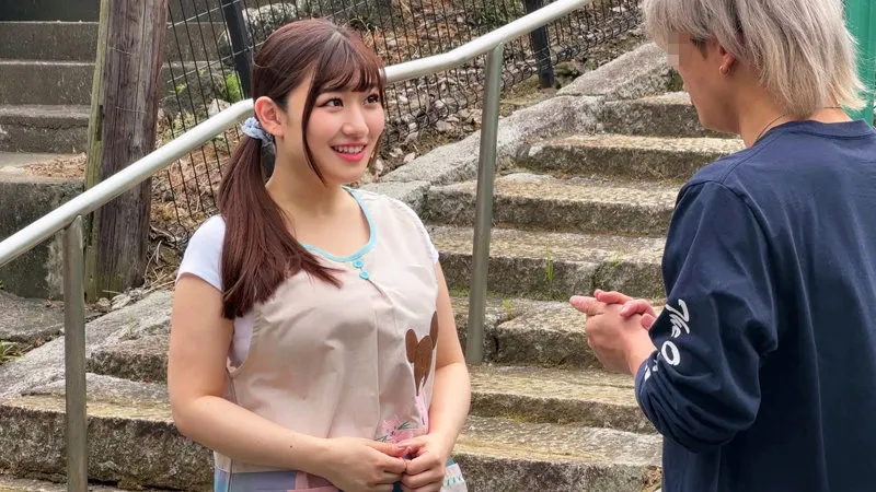 小梅えな、独占配信！美少女が挑む口内奉仕＆最奥愛の極致 小梅えな