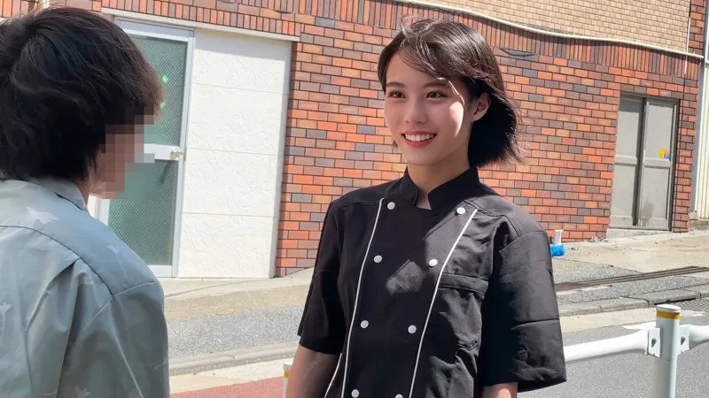 雨宮あや花、スレンダー美少女が独占配信！愛の充填で職業色々体験 雨宮あや花