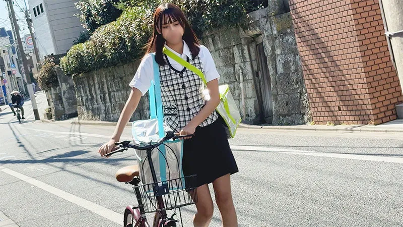 那津乃ちなみ、4Kで捉えた秘密…職業も垣間見える刺激的な隠し撮り 那津乃ちなみ