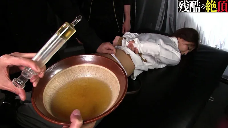 美香と真希の禁断プレイ！緊縛＆昇天で恥じらいが崩壊する瞬間