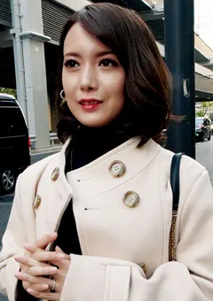 【E★人妻DX】財前カレン クールビューティーな奥さまはフル勃起乳首を見せつける 【EWDX-351】 財前カレン