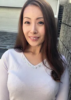 【黒蜜】葉山ゆかり 52歳 中出し熟女 【KMTU-016】