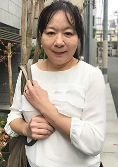 【黒蜜】上戸あけみ 58歳 中出し熟女 【KMTU-018】