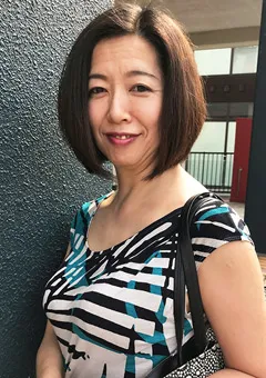 【黒蜜】かえで （53） 中出し熟女 【KMTU-064】