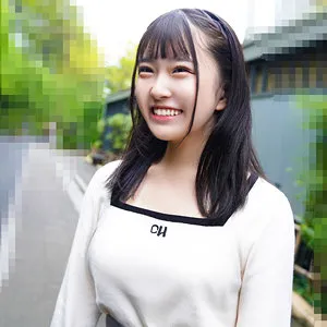 月本海咲、上からの愛で魅せるプライベート感。最奥まで満たす独占映像。 月本海咲