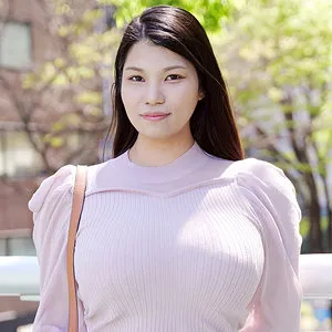 山郷カイリ、未知なる魅力解放！超乳＆長身ボディをハイビジョンで堪能 山郷カイリ