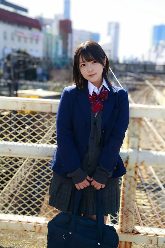 河合陽菜、制服美少女の秘めたる魅力！AIが描く青春の輝き 河合陽菜