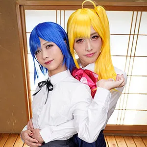 麗しの二人の美貌に息をのむ！コスプレハイビジョン愛の裏側
