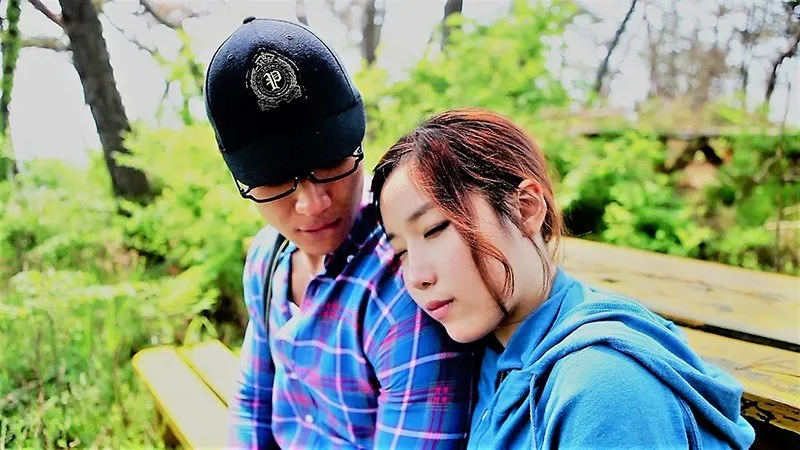 10年ぶり…！初恋の相手と燃える夜。アジア女神が演じる、刺激的なエロパロディ。