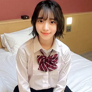 赤名いと、制服姿で挑む最奥愛充填！羞恥と興奮のハイビジョン映像 赤名いと