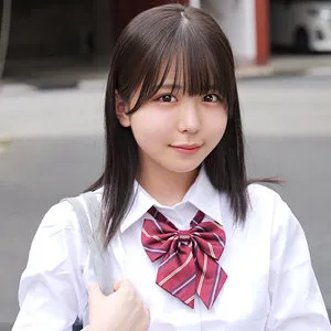 柏木こなつ、4Kハイビジョンで制服美少女！最奥愛充填の極上ナンパ体験 柏木こなつ