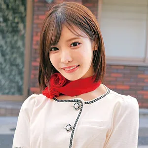 及川うみ、4Kハイビジョンで魅せる！パンストタイツ×OLの誘惑 及川うみ