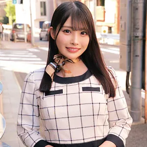 白花れな、4Kハイビジョンで魅せる！OLがパンストタイツで挑む、最奥愛の夜 白花れな