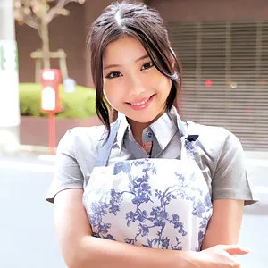 汐梨のしおりちゃんが魅せる、4K美少女のリアルな日常 汐梨