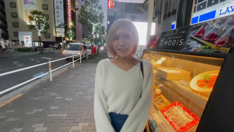 氷堂りりあの艶やかマッサージ密着！美乳＆金髪の魅惑ドキュメンタリー 氷堂りりあ