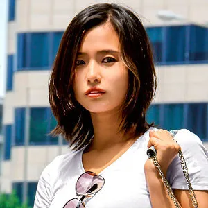 アジアの女神、オリビアの美乳！ハイビジョンでナンパ動画をチェック