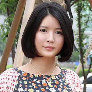 アジアの女神ジヨン、ハイビジョン美乳が炸裂！ナンパ成功の秘訣とは？