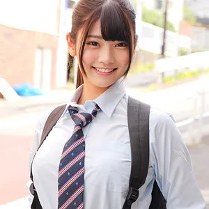 美木ひなの、制服姿を独占配信！最奥愛が充填される電光石火の出会い 美木ひなの