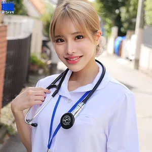 星空めい、独占ハイビジョンで美乳美少女の魅力炸裂！ 星空めい