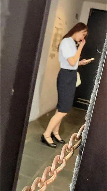 綾波れん、4Kで秘密の観察！OLが魅せる最奥愛のハードな隠し撮り 綾波れん