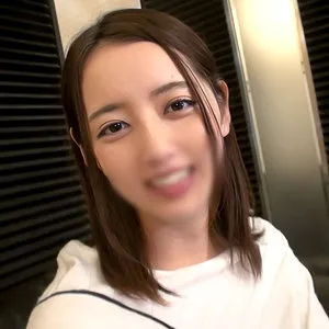 美咲かんなと麗しきお嬢様たち…3人きりの愛と最奥愛のプライベート撮影 美咲かんな