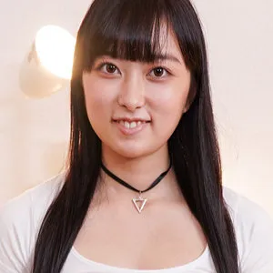 伊藤かえで、制服姿で魅せる最奥愛…！美乳が弾けるハードな密着映像 伊藤かえで