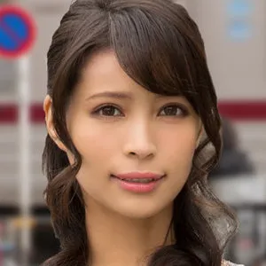 真木今日子、青空の下で大胆披露！最奥愛を充填する主婦の素顔 真木今日子