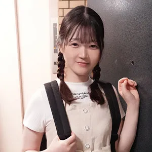 水本葉の最奥へ…！ミニ系美少女が魅せる、ツルツルハイビジョン愛の充填 水本葉