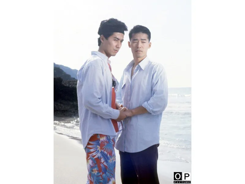 ただ独り昇天す - ゲイポルノの衝撃と、その裏に隠された感情