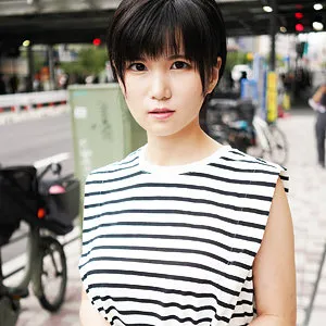 奈津野こはくの潤い！超乳が弾ける、最奥愛の潮吹きハイビジョン 奈津野こはく