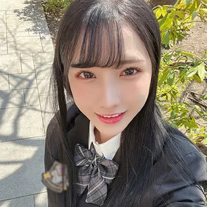 宮西ひかる、4Kハイビジョンで魅せる最奥愛！豊満な果実と美少女の誘惑 宮西ひかる