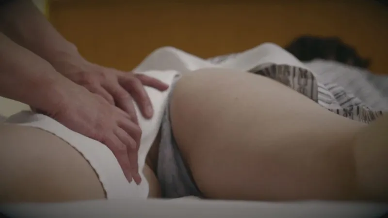 温泉宿で解放！妻の隠れた欲求と愛のクライマックス