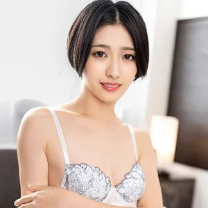 水谷梨明日、秘密の共有…禁断の三角関係に揺れるスレンダー女教師 水谷梨明日