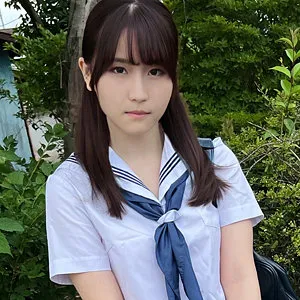 酒井莉乃の美乳が炸裂！ハイビジョンで味わう、極上の口内奉仕 酒井莉乃