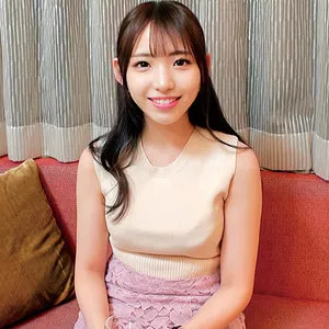 長澤りつ、4Kハイビジョンで魅せる！OL女子アナの禁断の素顔 長澤りつ