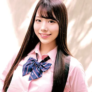 【尾崎えりか（与田さくら）】4K美少女・尾崎えりか、制服姿で街をナンパ！最奥愛充填の衝撃 尾崎えりか（与田さくら）