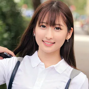 末広純、制服美少女が4Kで魅せる！最奥愛充填の極上映像 末広純