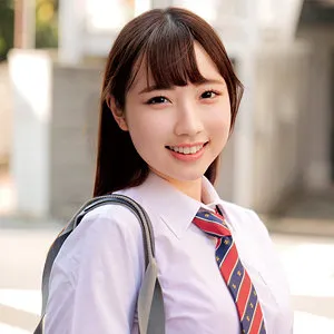 夢川りあ、最奥愛充填で制服姿を披露！4Kハイビジョン美少女の誘惑 夢川りあ