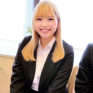 姫乃うるは、4Kで秘密の観察！OL最奥愛が充填される隠れ撮り映像 姫乃うるは