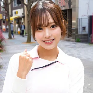 4Kで釘付け！碓井せりな、豊満な果実が疼く愛の看護師体験 碓井せりな