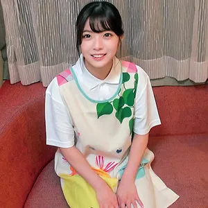 皐月ゆら、4Kハイビジョンで最奥まで愛を充填！豊満な果実が疼く、職業体験の夜 皐月ゆら