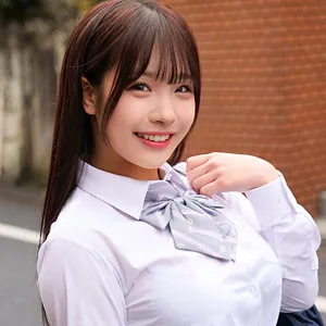 森本あかり、4Kハイビジョンで魅せる！制服女子の最奥愛充填 森本あかり