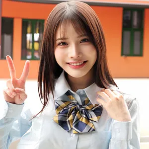 星空めい、制服美少女が4Kで魅せる最奥愛！お揃い衣装でナンパ成功の裏側 星空めい