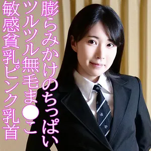 皆月ひかる、制服姿が美しい！ハイビジョンで堪能できる魅力的な映像 皆月ひかる