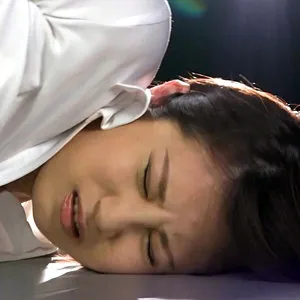 真仲佐知の蜜月！顔面シャワーで自由を奪う、ハードな夜 真仲佐知